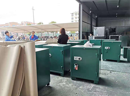 浩口原种场炸药柜