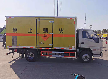 浩口原种场爆破器材运输车工人安全操作规范与智能技术保障